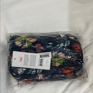 Lug Crossbody Bag in Bloom Navy